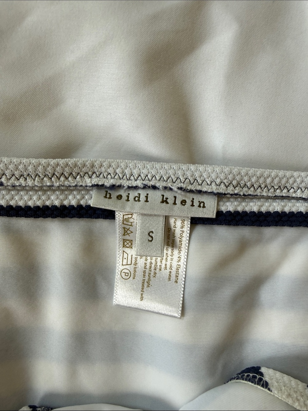 Heidi Klein White and Navy Blue Textured Zip-Front Bikini - Picture 5 of 7